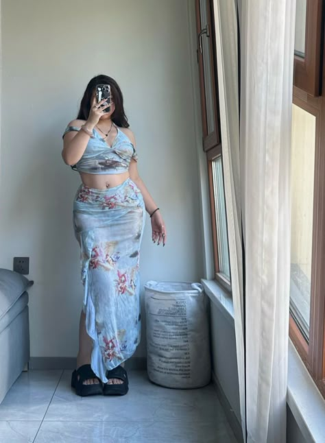 Summer Skirt Outfits, Indie Dress, Famous Youtuber, Curvy Casual Outfits, Skirt Outfits Summer, Indie Dresses, Trendy Outfit Ideas, Casual Summer Outfits For Women, Art Outfits