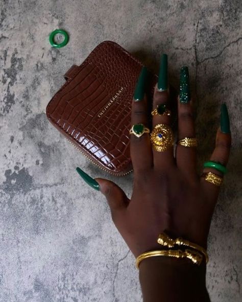 Dope Jewelry Accessories, Green Nail, Cute Acrylic Nail Designs, Dope Jewelry, Jewelry Fashion Trends, Dream Nails, Pretty Acrylic Nails, Dope Nails, Manicure E Pedicure