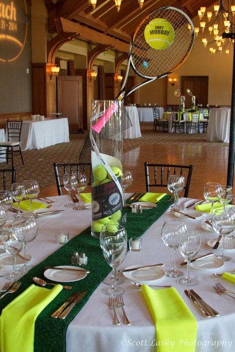 Tennis Themed Table Decorations, Tennis Table Decorations, Tennis Centerpieces Ideas, Tennis Banquet Ideas, Tennis Decorations, Tennis Birthday Party, Wimbledon Party, Tennis Party Decorations, Team Dinner