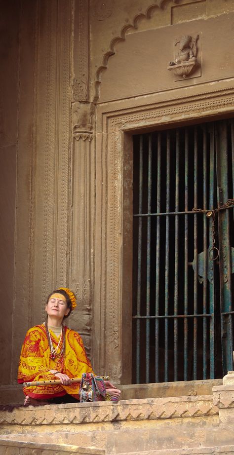 #monks #buddhism #buddha #buddhist #travel #monk #monastery #portrait #meditation #peace #temple #buddhistmonks #india #photography #love #monklife #spiritual #manthansolanki #buddhistmonk #travelgram #pray #wisdom #peaceofmind #calm #mindfulness #lordshiva #shiv #prayers #heaven #mahadev #bhole #ohm #varanasi #banaras #kashi #varanasidairies #ganga #prayagraj #uppterpradesh #banarasi #ghat Mela Painting, Kashi Photography, Hindu Temple Photography, Banaras Ghat Photography, Monk Monastery, Frames Ideas, Kumbh Mela, Ganesh Wallpaper, India Photography