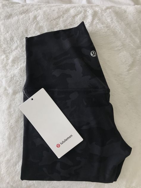 Lulu Lemon Outfits Leggings, Preppy Lululemon, Lulu Outfits, Align Leggings, Lulu Leggings, Lululemon Outfits, Lululemon Align Leggings, Fitness Wear Outfits, Cute Preppy Outfits