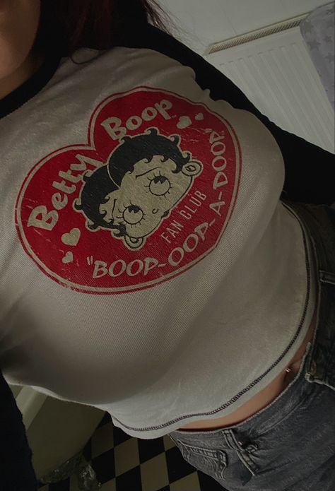 Betty Boop Aesthetic Outfit, Betty Boop Aesthetic, Charity Shopping, Dollete Aesthetic, Betty Boop T Shirt, Dope Shirt, Boo Shirts, Act Like A Lady, Fashion Y2k