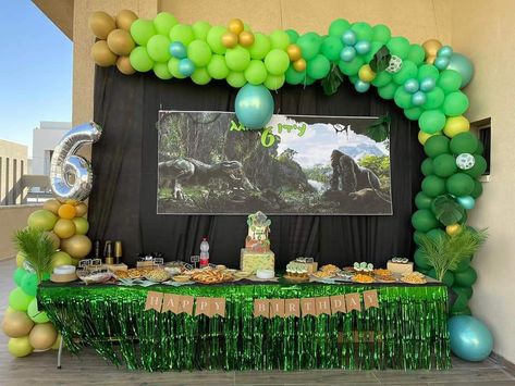 King kong King Kong Birthday Party Ideas, King Kong Party Ideas, King Kong Birthday Party, Happy Birthday King, Birthday King, Jungle Birthday Party, Birthday Traditions, Jungle Birthday, Baby Rooms