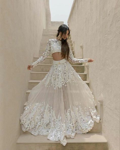 Bride Story on Instagram: "Absolutely loving this outfit from @blisscouture_ ❤️ Perfect for Sangeet /morning wedding Save now & thanks later…" Alanna Pandey, Indian Wedding Gowns, Wedding Lookbook, Lehenga Designs Simple, Bridal Lehenga Collection, Traditional Indian Dress, Bridal Elegance, Women Dresses Classy, Indian Dresses Traditional