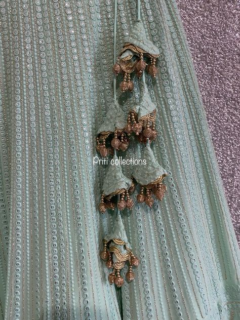 Latkans For Lehenga Handmade, Latkans For Lehenga, Lehenga Golden, Afghanistan Dress, Tassel Keychain Diy, Design Lehenga, Latkan Design, Tassels Fashion Clothing, Chudi Neck Designs