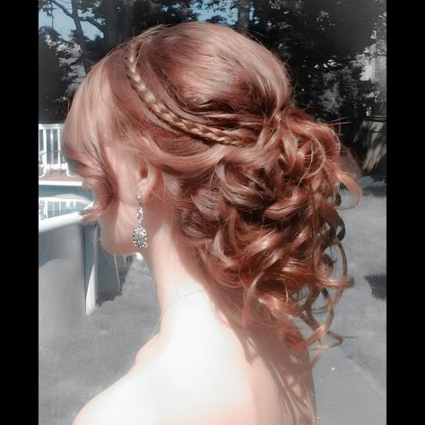 Short Ginger Hair, Curled Hair With Braid, Mens Modern Hairstyles, Modern Short Hairstyles, Quince Hairstyles, Braids With Curls, Hairstyle Tutorial, Modern Hairstyles, Prom Hairstyles