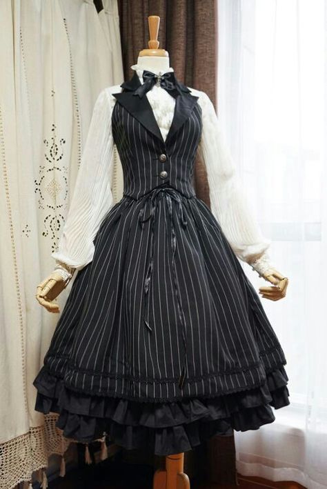 Victorian Goth Accessories, Vintage Gothic Fashion, Black Outfits Aesthetic, Gothic Long Dress, Gothic Fashion Dresses, Waist Vest, Striped Vest, Vest Skirt, Lolita Outfits