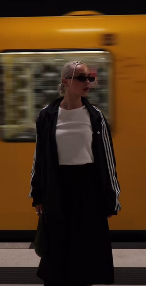 Street wear with skirt and adidas jacket. alternative outfit, great combination #affiliate #streetwear #skirt #adidas Streetwear Skirt, Tracksuit Jacket, Alternative Outfits, Tier Skirt, Long Skirt, Adidas Jacket, Street Wear, Adidas, Skirt