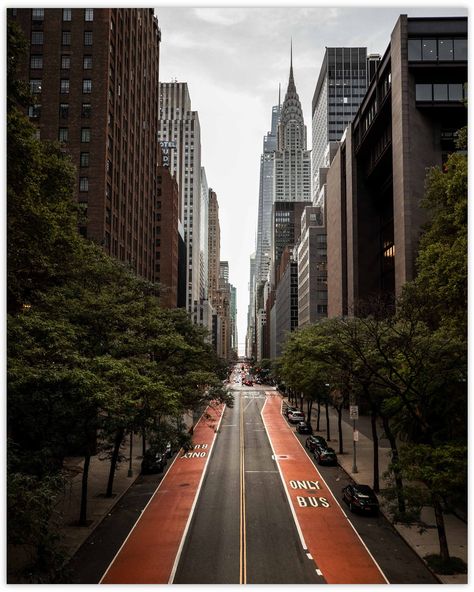 This place gives you an incredible view of 42nd street from above the road looking from east to west across the entire Manhattan island, as well as the iconic art deco style skyscraper Chrysler Building on the left side of the street. This is also a popular place to see the Manhattanhenge sunset. This photo print is produced on Photo Rag, a matte, 188 gsm, acid- and lignin-free paper made of 100% cotton by Hahnemühle. Coupled with archival ink and the latest printing technology from Canon, guara Street From Above, Photos Home Decor, Street Poster, Manhattan Island, Nyc City, Prints Photography, Photography Artwork, 42nd Street, Chrysler Building