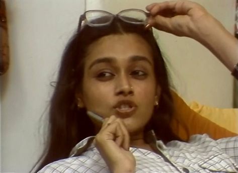 Supriya Pathak, Beauty Redefined, The Girlfriends, Instagram Photo Inspiration, South Asia, Old Money Aesthetic, Black Culture, Retro Aesthetic, Vintage Beauty