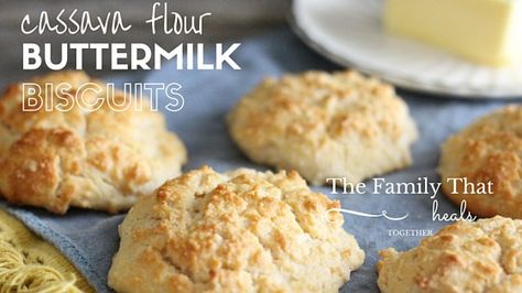 A grain-free recipe that satisfies the southern belle (or gentleman) in all of us: cassava flour buttermilk biscuits, just like grandma used to make! Cassava Flour Biscuits, Buttermilk Drop Biscuits, Best Buttermilk Biscuits, Buttermilk Biscuits Easy, Cassava Flour Recipes, Drop Biscuits Recipe, Flour Biscuits, Plantain Recipes, Buttermilk Biscuits Recipe