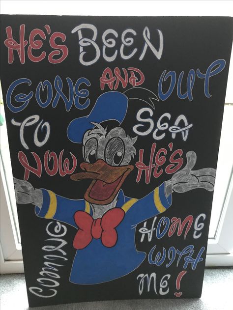 Finally completed my homecoming sign for when my husband's ship coming home! Military Homecoming Signs, Homecoming Poster, Homecoming Poster Ideas, Homecoming Signs, Homecoming Posters, Welcome Home Parties, Military Homecoming, White Acrylic Nails, Poster Ideas