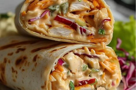 Crunchy Southwestern Chicken Wrap Southwestern Chicken Wrap, Southwest Chicken Wraps, Southwestern Chicken, Chicken Shredded, Chicken Wrap Recipes, Large Family Meals, Chicken Wrap, Low Carb Salad, Cooked Chicken