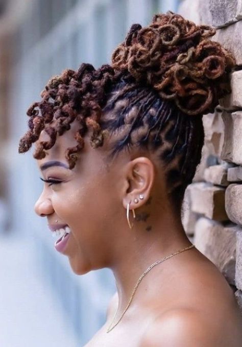 Elegant Short Loc Styles Black Women, Latest Dreadlocks Styles 2024 For Ladies, Loc Fishtail Styles, Artificial Dreads Styles, Neck Length Loc Styles, Artificial Dreadlocks Hairstyles, Styling Dreads, Dredlocs Style Woman, Formal Loc Styles Black Women