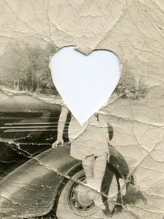 She lived in someone's locket. Conan Grey, I Carry Your Heart, My Funny Valentine, Bohol, Beating Heart, A Silent Voice, Pics Art, Vintage Love, I Smile