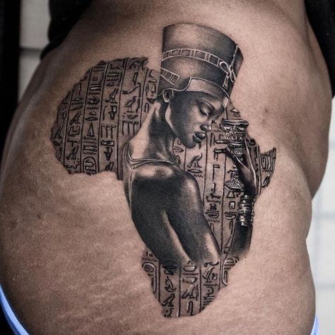 Female Egyptian Tattoo, Egyptian Knee Tattoo, Ancient Egyptian Tattoo Sleeve, Nefertiti Tattoo Design Egyptian Goddess, Ancient Egyptian Tattoo Ideas, Heiroglyphics Art Tattoo, Nefrititi Tattoo, Egyptian Back Tattoo, Eygptain Tattoos