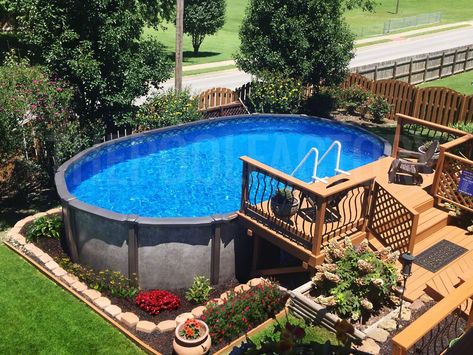 Pool Deck Ideas (Partial Deck) - The Pool Factory Oval Swimming Pool, Oval Above Ground Pools, Ideas De Piscina, Decks Around Pools, Oval Pool, Oberirdische Pools, Pool Deck Plans, Pool Pictures, Best Above Ground Pool