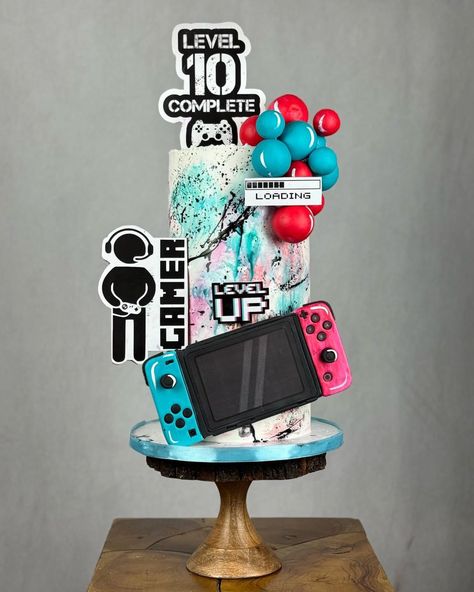 Arcade Party Cake, Gamer Cake Ideas Boys, Arcade Cake, Gamer Birthday Cake, Nintendo Cake, Playstation Cake, Luke 7, Gamer Cake, Arcade Birthday Parties