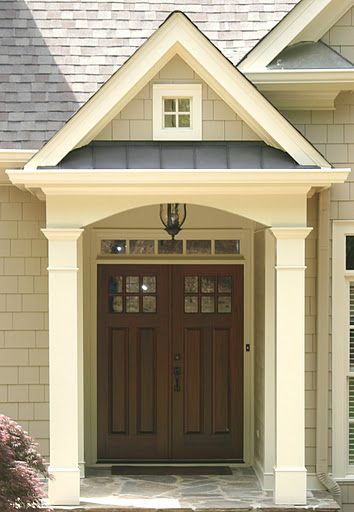 Front entry - hopefully, no front porch - don't want to waste good space when all the view is happening out back! Exterior Cottage, Uk Cottage, Cottage Doors, Metal Front Door, Double Doors Exterior, Porch Columns, Doors Exterior, Double Front Doors, Real Estat