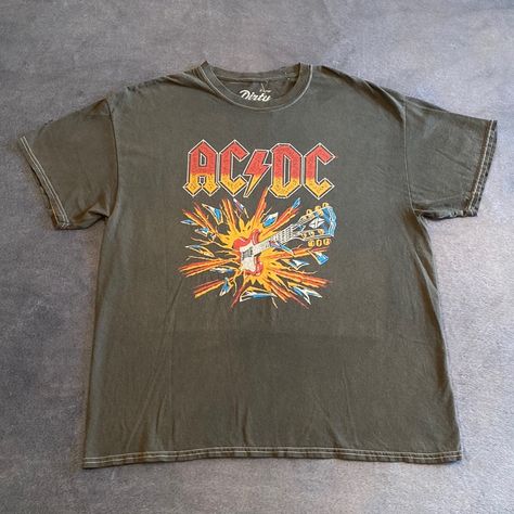 Ac/Dc Vintage Tee Blow Up Guitar 100% Cotton X-Large Found This Cute Vintage Ac/Dc Rock Band Graphic Tee At Saks, Never Worn, Nwt