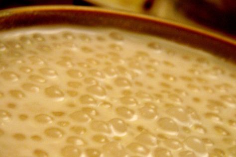 Sago Pudding (Gula Melaka) | Get the recipe for this very popular Malaysian soft dessert. #sago #pudding #dessert #sweet #recipe #diy #cooking Sago Pudding Recipe, Frog Spawn, 60s Childhood, Sago Pudding, School Nostalgia, Tapioca Pudding, School Dinners, 70s Nostalgia, Retro Sweets