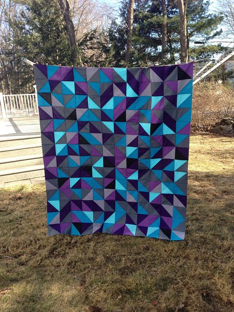 Hst Quilt Patterns, Ombre Quilt, Hst Quilt, Hst Quilts, Purple Quilt, Charity Quilts, Sewing Quilts, African Quilts, Solid Quilt