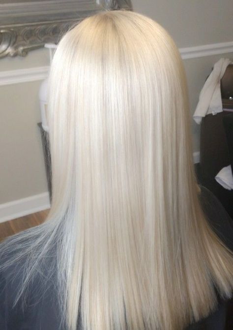 Cool Tone Platinum Blonde, Short Platinum Blonde Hair, Ice Blonde Hair, Perfect Blonde Hair, Bright Blonde Hair, Icy Blonde Hair, Beautiful Blonde Hair, Straight Blonde Hair, Light Blonde Hair