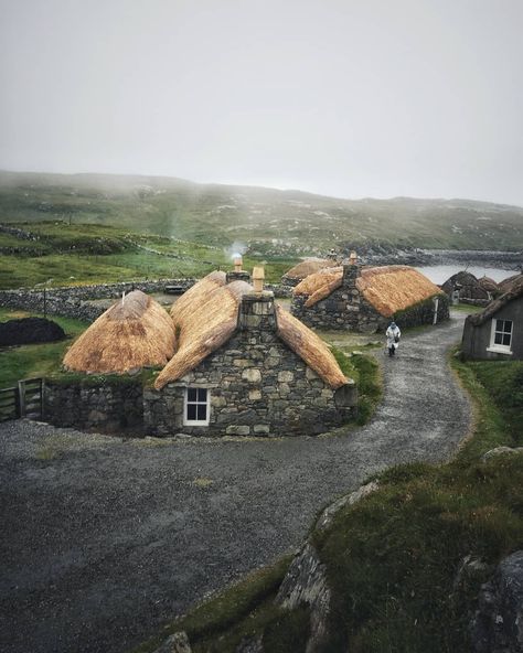 Best Of Scotland, Isle Of Lewis, Isle Of Harris, Scotland Highlands, Outer Hebrides, Visit Scotland, Thatched Roof, The Isle, Scotland Travel