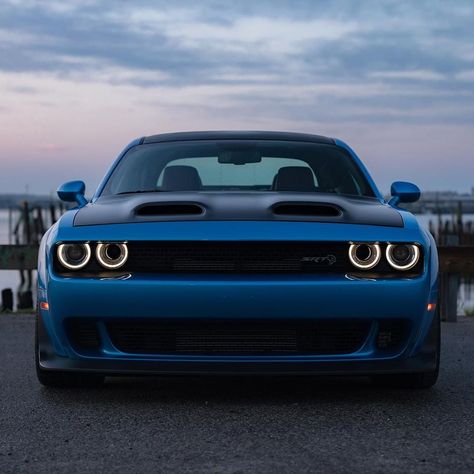 Ignore the status quo. #Dodge #Challenger #DodgeChallenger #SRT #HellcatWidebody #CarsofInstagram #CarGram #InstaAutos #InstaCars… New Dodge Challenger, Hellcat Redeye, Dodge Demon, Dodge Charger Hellcat, Challenger Hellcat, Dodge Challenger Hellcat, Charger Srt Hellcat, Dodge Srt, 2015 Dodge Challenger