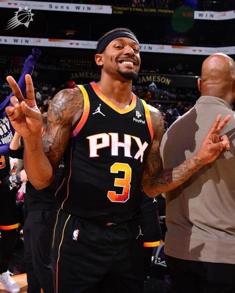 Bradley Beal, Super Rich Kids, Nba Pictures, Super Rich, Phoenix Suns, Rich Kids, Pretty Men, Basketball Players, Phoenix