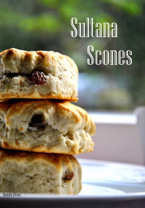 .: Sultana Scones Sultana Scones, Fruit Scones Recipe, Fruit Cake Recipe Easy, Best Waffle Recipe, Fruit Scones, Scones Easy, Fruitcake Recipes, Food History, Bread Recipes Sweet