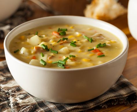 Light Corn Chowder - Daisy Brand Sopas Light, Pasti Fit, Low Fiber Diet, Potato Chowder, Corn Soup, Corn Chowder, Sauteed Vegetables, Hot Soup, Healthy Kitchen