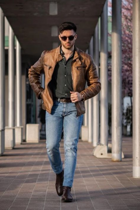 Chelsea boots outfit ideas for men Dark Green And Light Blue, Chelsea Boots With Jeans, Dark Brown Chelsea Boots, Cowboy Outfit For Men, Boots Outfit Ideas, Chelsea Boots Men Outfit, Business Attire For Men, Chelsea Boots Outfit, Boots Men Outfit