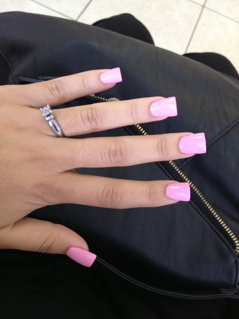 Cute, Short Light Pink Flares Cute Pink And White Nails, Flare Nails, Fan Nails, Wide Nails, Beauty Hacks Nails, Short Square Acrylic Nails, Glam Nails, Popular Nails, Square Acrylic Nails