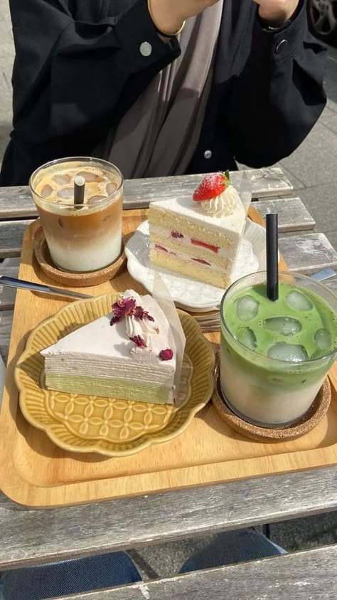 Food For Sensitive Stomach, Best Dog Food, Kue Ulang Tahun, Bakery Cafe, Cute Desserts, Dessert Drinks, Food Obsession, Cafe Food, Yummy Food Dessert