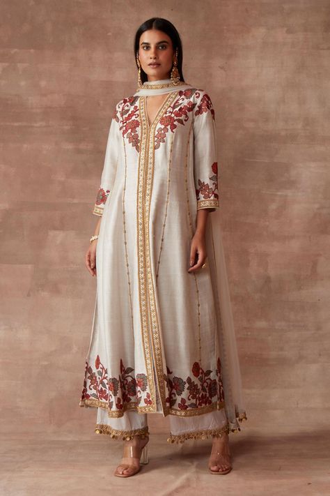 Buy Neeta Lulla White Raw Silk Behjat Kalamkari Print Anarkali Set Online | Aza Fashions Kalamkari Print, Neeta Lulla, Silk Print Dress, Embroidery Suits, Kids Pillows, Indian Designer, Indian Designer Wear, Designer Gowns, Kids Sleepwear