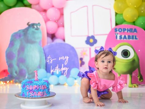 Monsters Inc First Birthday Photoshoot, Monsters Inc Photo Shoot, Monsters Inc Cake Smash, Boo Photoshoot, Cake Boos, Monster Inc Cakes, Monster Room, Monsters Inc University, Monster Inc Birthday