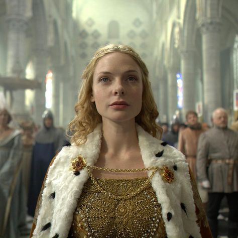 Rebecca Ferguson as Elizabeth Woodville The Other Boleyn, Janet Mcteer, Faye Marsay, Aneurin Barnard, Philippa Gregory, Elizabeth Woodville, The White Queen, The Other Boleyn Girl, Female Perspective