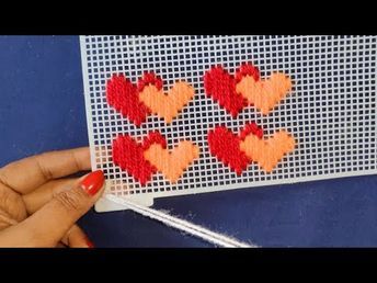 Plastic Canvas Heart Patterns, Plastic Canvas Stitch, Canvas Stitch, Diya Designs, Canvas Bag Diy, Plastic Canvas Books, Plastic Canvas Stitches, Plastic Mesh, Diy Bags Patterns