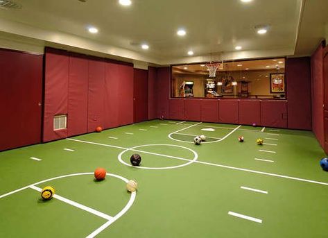 Sports Pitch | Basement Ideas (Photo: Bob Narod Photography; BOWA) Basement Gym Ideas, Indoor Sports Court, Home Basketball Court, Soccer Room, Indoor Basketball Court, Basement Gym, Basement Playroom, Indoor Basketball, Sport Court