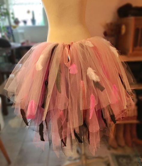 #flamingo #flamingocostume #flamingoskirt #tulleskirt #tutu #hilowhem #diy #diycostume High Low Tutu Skirt, Tutu Diy, Flamingo Costume, Diy Tutu, Diy For Girls, Tutu Skirt, Diy Costumes, My Favorite Part, Flamingo