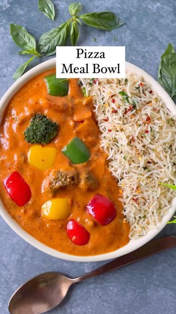 Vegetarian Recipes Lunch Indian, Easy Indian Lunch Recipes Vegetarian, Easy Recipes Snacks 2 Ingredients, Veggie Pizza Sauce, Indian Lunch Box Ideas, Easy Lunch Recipes Indian, Rice Pizza, Flavoured Rice, Herb Rice