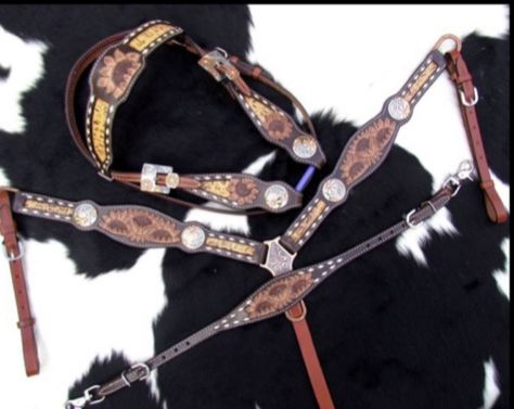 14203 Sunflower Tooled Leather Browband headstall and breastcollar set. Bronc Halter, Horse Hair Pottery, Wither Strap, Spur Straps, Alligator Print, Miniature Horse, Croc Print, Tooled Leather, Horse Hair