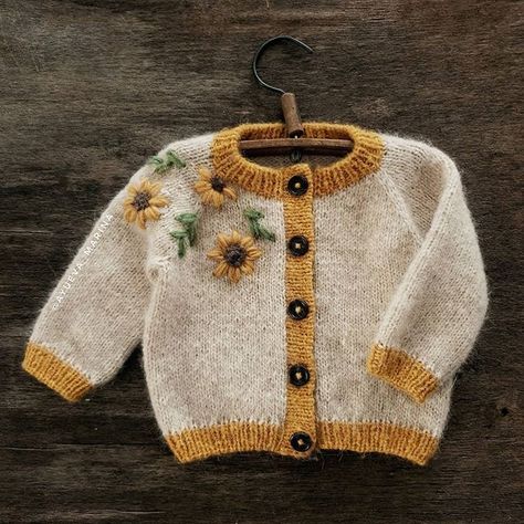 Sunflower Cardigan, Floral Sweaters, Child Fashion, Baby Sweater Knitting Pattern, Knitted Baby Clothes, Crochet Baby Clothes, Crochet Cardigan Pattern, Embroidered Sweater, Baby Cardigan