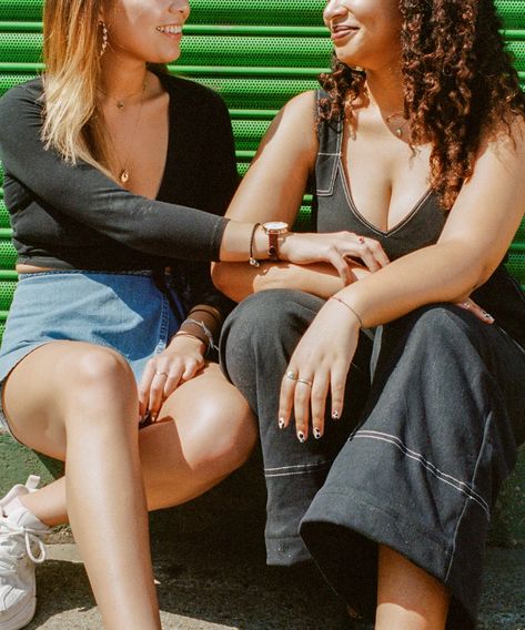 My Platonic Life Partnership Went Viral On TikTok, & People Have A Lot Of Questions #refinery29 https://www.refinery29.com/en-gb/2022/02/10863571/platonic-life-partners-tiktok-explained Platonic Partner, Platonic Life Partner, Fashion Week Outfit Ideas, Tiktok People, Week Inspiration, Fashion Week Inspiration, Viral On Tiktok, First Boyfriend, Fashion Week Outfit