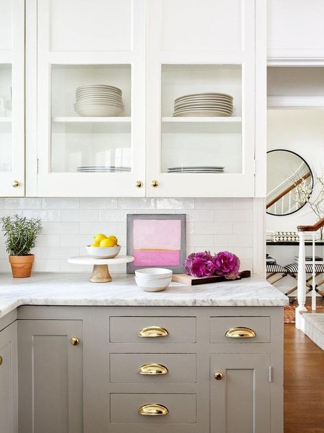 modern greige kitchen design // white cabinets // glass cabinets // gold brass hardware Greige Kitchen Cabinets, Taupe Kitchen Cabinets, Greige Kitchen, Taupe Kitchen, Beige Cabinets, Refacing Kitchen Cabinets, Beige Kitchen, All White Kitchen, New Kitchen Cabinets