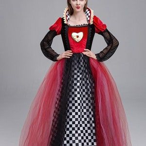 Queen of Hearts Adult or Teen Less Full Tutu up to - Etsy Canada Queen Of Hearts Alice, New Halloween Costumes, Queen Of Hearts Costume, Heart Costume, Queen Costume, Red Suit, Red Queen, Heart Dress, Costume Outfits