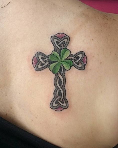 Celtic Cross Tattoo Feminine, Irish Witchcraft, Celtic Tattoo For Women Irish, Irish Flower Tattoo, Irish Cross Tattoo, Cross Shoulder Tattoos, Celtic Cross Tattoo, Celtic Tattoo For Women, Borneo Tattoos