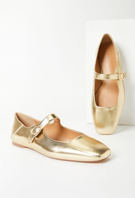 Gold Mary Janes, Happy Returns, Mary Jane Flats, Shoe Obsession, Shoe Dazzle, Female Fashion, Mary Janes, Shoes Flats, Fashion Shoes