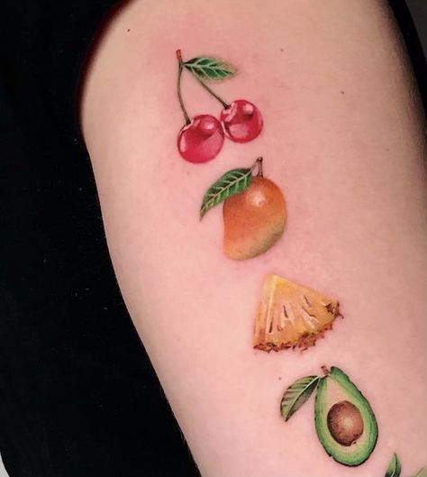 Mango Tattoo, Creation Tattoo, Vegetable Tattoo, Tropical Tattoos, Tropical Tattoo, Chili Mango, Food Tattoos, Mouthwatering Food, Mini Tattoo